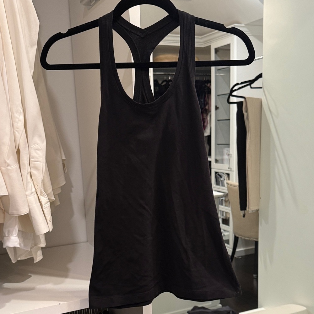 Lululemon black racer back tank size 4
